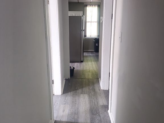 4th image of 529 Taylor Ave #2