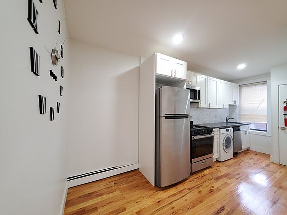 2nd image of 577 Bergen Ave #23E