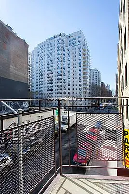 Rented by Mirador Real Estate | media 26