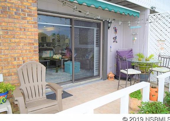 4th image of 172 Breezeway Ct