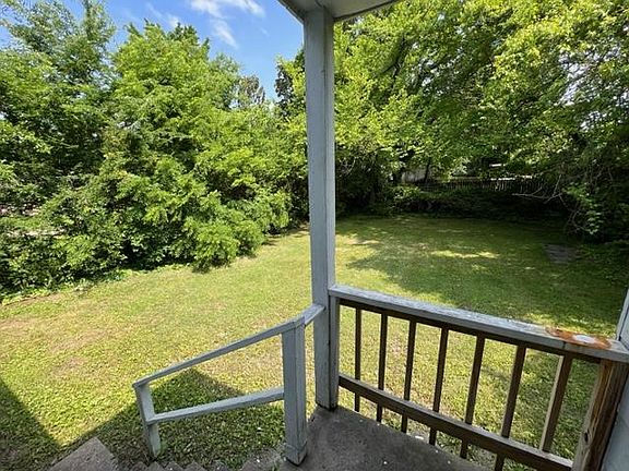 5th image of 607 Glover St