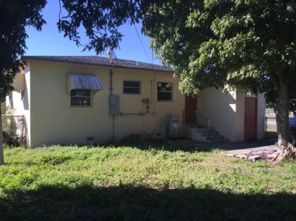 6340 Madison St, Hollywood, FL 33023