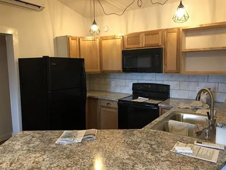 1023 Nelson Rd — Photo 10