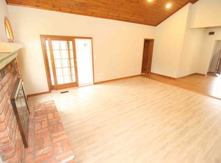 40810 Utica Rd, Sterling Heights, MI 48313