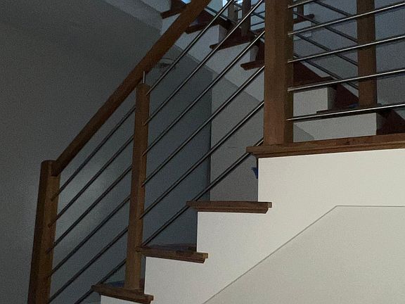5th image of 304 Campbell Ln