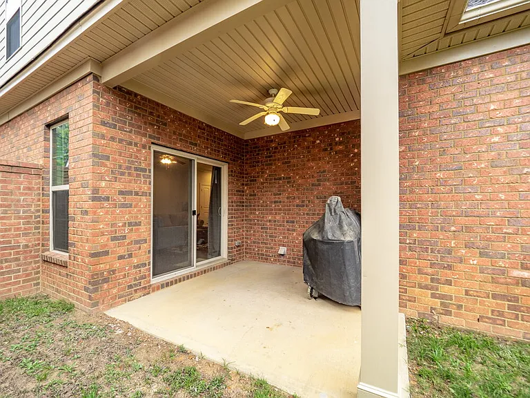 3057 Girard Dr — Photo 7