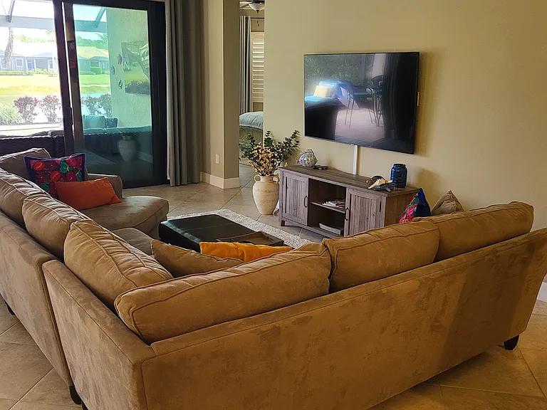 Isla Bella Cir — Photo 23