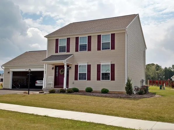 2482 Raven Hollow Rd, State College, PA 16801