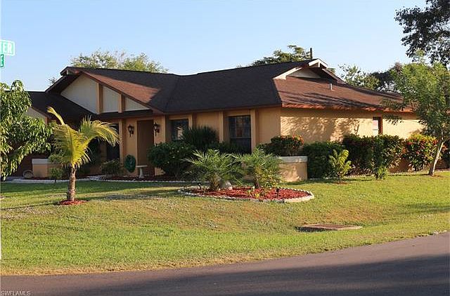 1st image of 1011 SE 21st Ave