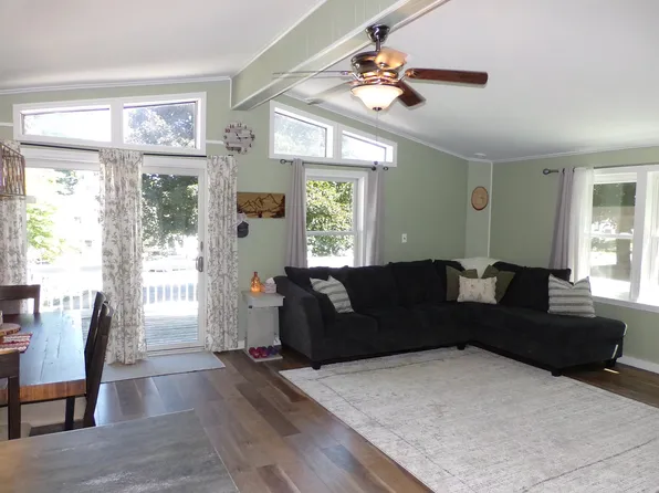 13 Pear Street, Laconia, NH 03246