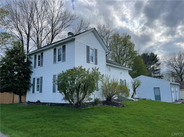 5222 North St, Vernon, NY 13476