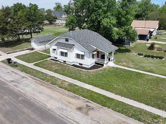 2nd image of 301 N Virginia Ave