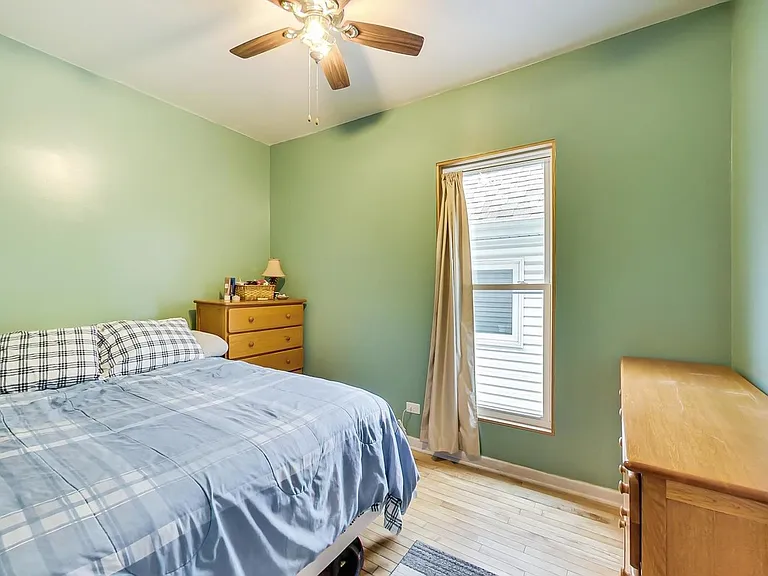 3618 W Dickens Ave #2 — Photo 5
