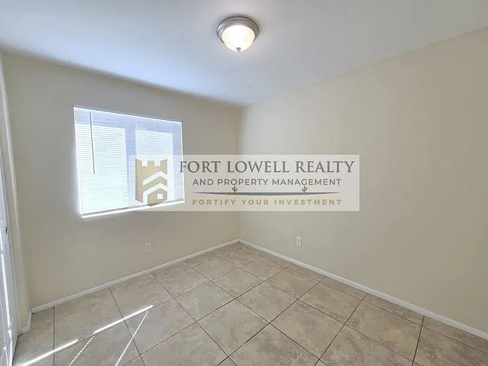 3511 S 12th Ave #1101 — Photo 10