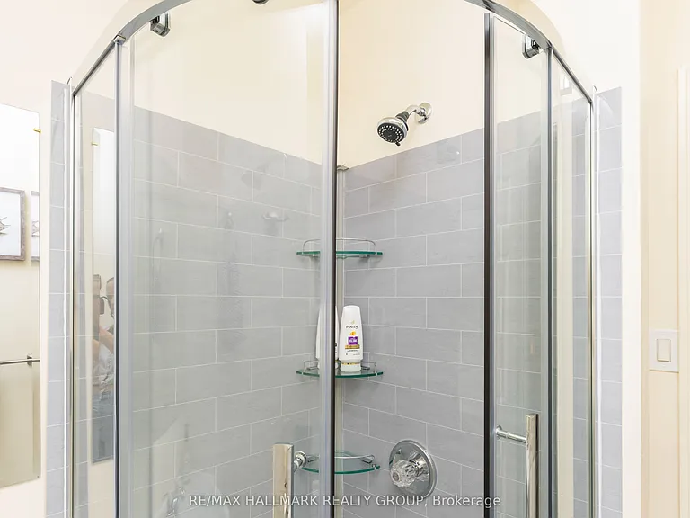 456 Bronson Ave #5 — Photo 23