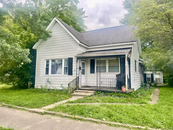 717 Center St, Shelbyville, IN 46176