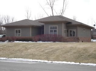 2153 Stonebridge Dr S, Ann Arbor, MI