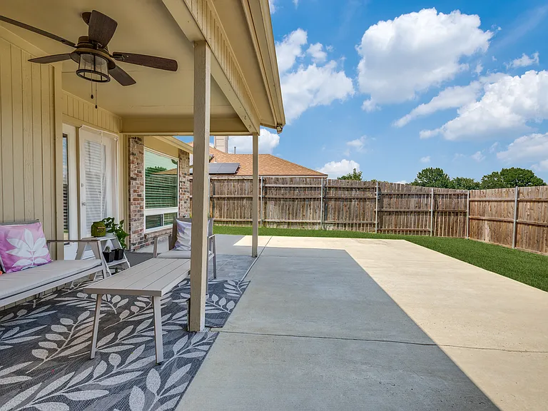 106 Creekside Ln — Photo 11