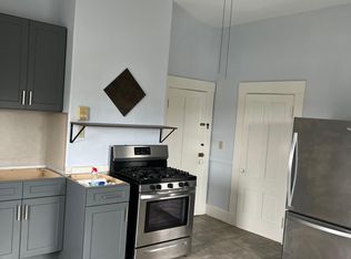 85 Walnut St #3, Clinton, MA 01510