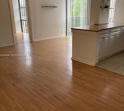 2nd image of 17021 N Bay Rd APT 624