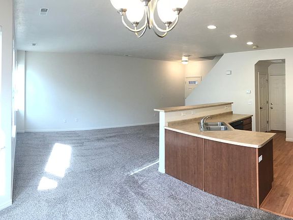4th image of 4951 W Mimosa St