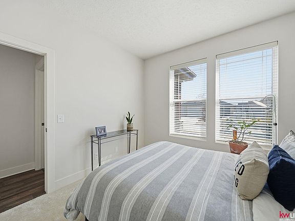 5th image of 1642 W Big Sky Rd