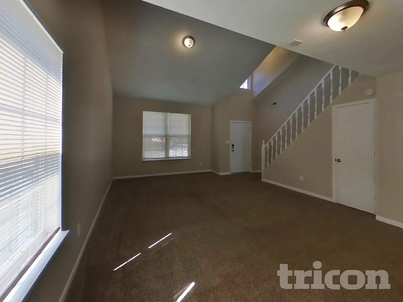 2207 Golden Eye Circle Indianapolis IN — Photo 3
