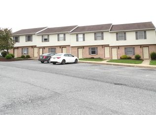 123 Heritage Rd APT 5, Ephrata, PA 17522