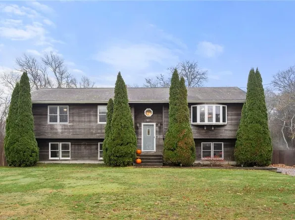 837 East Rd, Tiverton, RI 02878