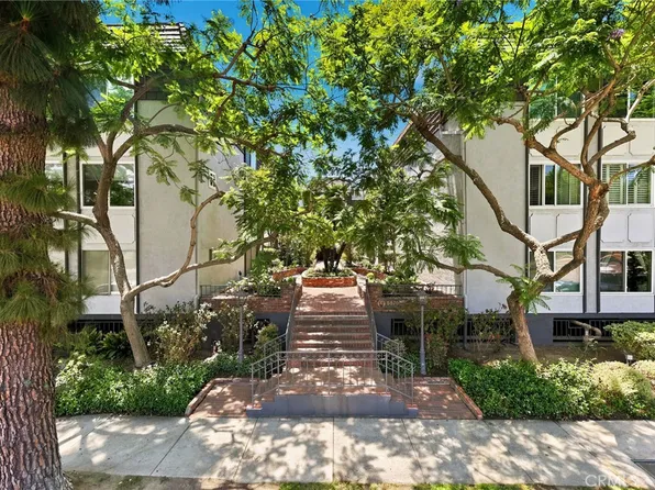 5870 Green Valley Cir, Culver City, CA 90230