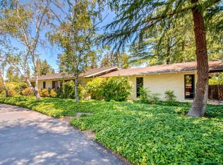 18 W Monte Vista Dr, Woodland, CA