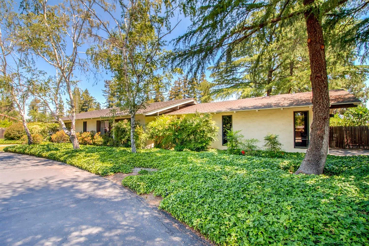 18 W Monte Vista Dr photo 1