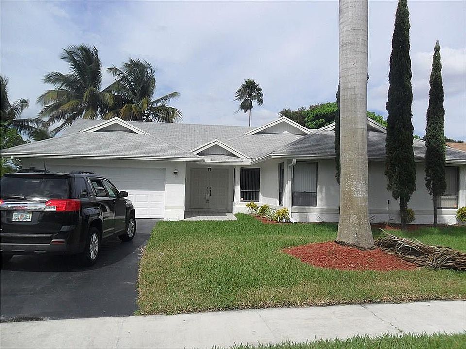 1st image of 9925 NW 41st Ct