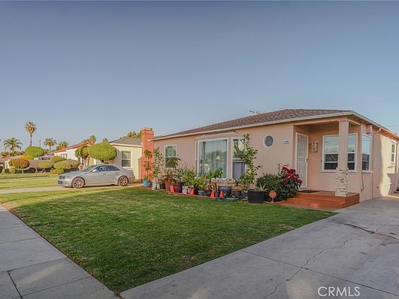 2nd image of 404 S Poinsettia Ave