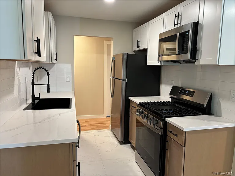 452 Somerset Dr #F — Photo 8