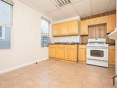 133 Isabella Ave #B — Photo 7