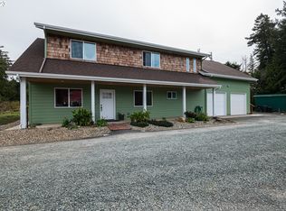 54916 Sadie Dr, Bandon, OR 97411