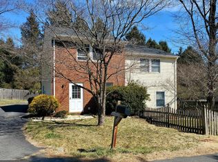 402/404 Lincoln Rd, Middleburg, VA 20117