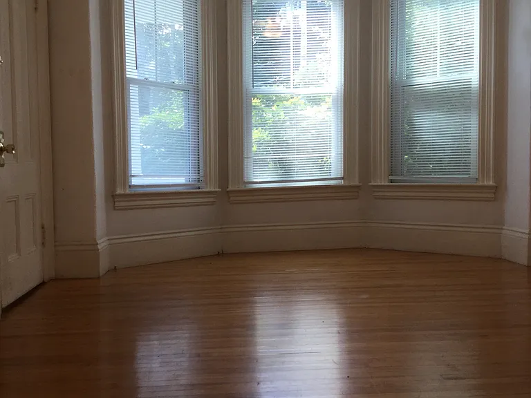 8A Loring Ave — Photo 10