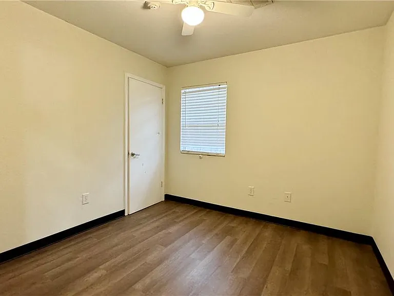 1144 N Hazel St #2 — Photo 8