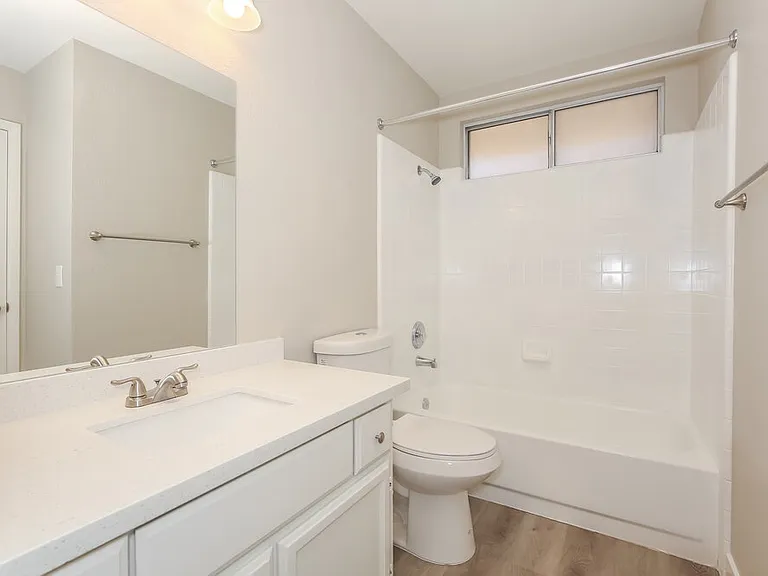 1403 Harmony Hill Dr — Photo 15