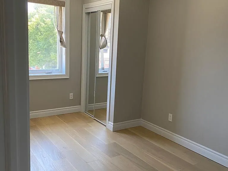 1543 Dupont St #1 — Photo 7