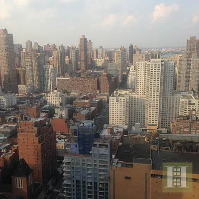 Rented by Halstead Real Estate | media 28