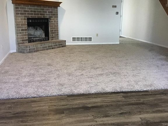 5th image of 509 NE Knox St APT C