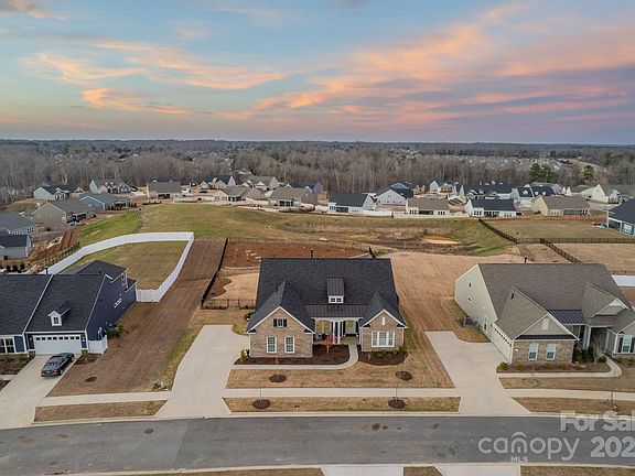 4th image of 14111 Whitney Hodges Dr