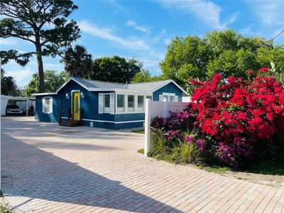 437 Pennsylvania Ave, OSPREY, FL, 34229