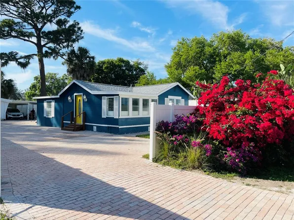 437 Pennsylvania Ave, Osprey, FL 34229