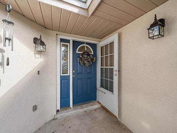 2nd image of 3096 Woodsmill Dr