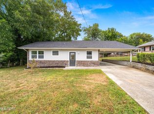 103 Parsons Rd, Oak Ridge, TN 37830
