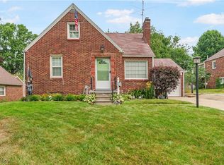 1703 Ferndale Rd NW, Canton, OH 44709